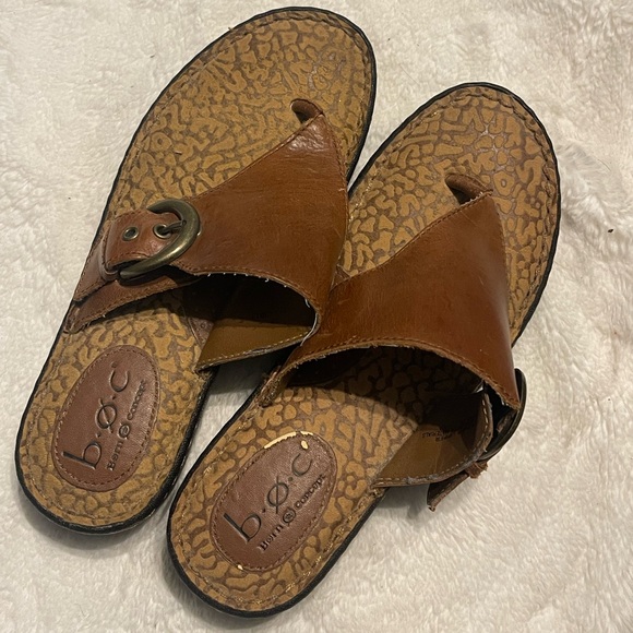 b.o.c. Women's casual Brown Slide Sandals size 7 - Picture 4 of 11